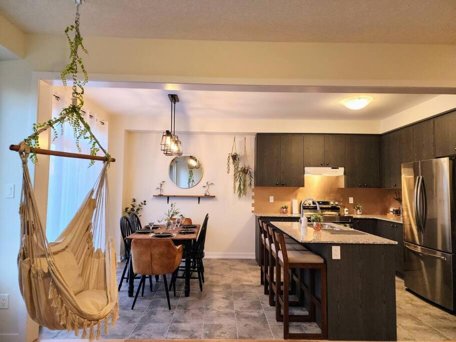 The Cozy Nest Villa Cambridge Ngoại thất bức ảnh